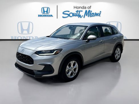 Certified 2023 Honda HR-V LX image 3