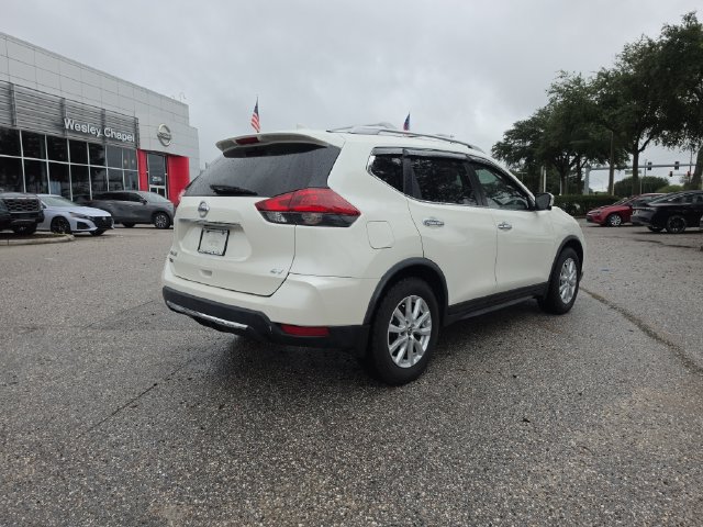 Used 2018 Nissan Rogue SV w/ Sun & Sound Touring Package FWD image 8