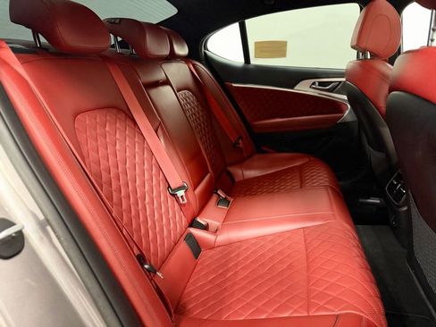 Used 2023 Genesis G70 3.3T w/ Sport Prestige Package image 17