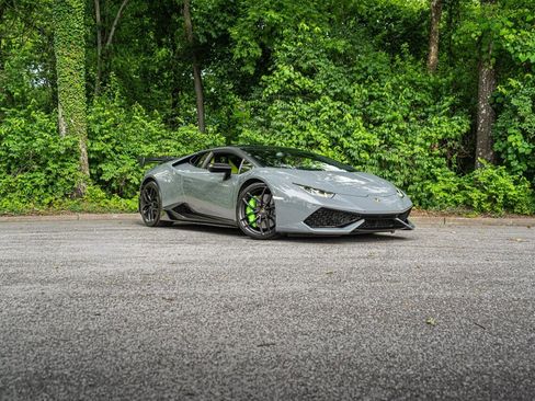 Used 2017 Lamborghini Huracan LP 610-4 AWD/4WD image 99