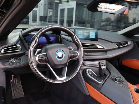 Used 2019 BMW i8 Roadster image 18