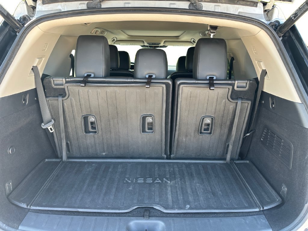 Used 2022 Nissan Pathfinder Platinum w/ Cargo Package FWD image 23
