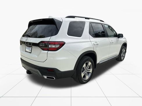 New 2026 Honda Pilot EX-L image 8