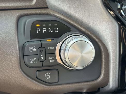 New 2026 RAM 1500 Laramie AWD/4WD image 8