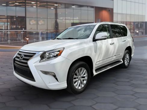 Used 2016 Lexus GX 460 w/ Premium Package AWD/4WD image 4