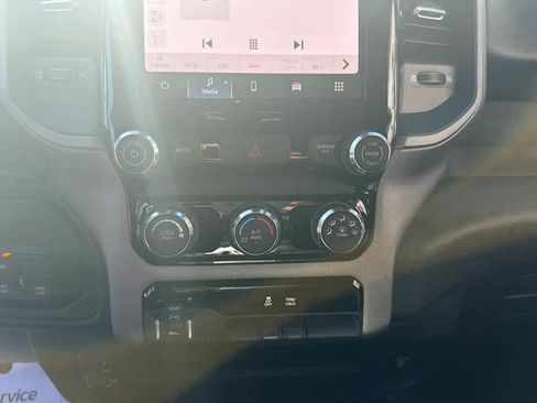New 2026 RAM 2500 Tradesman AWD/4WD image 27