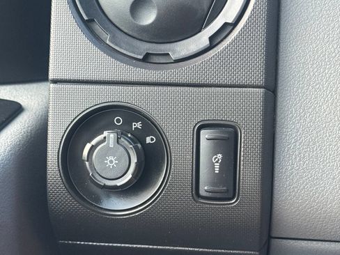 Used 2015 Ford F250 XL w/ XL Appearance Package RWD image 19