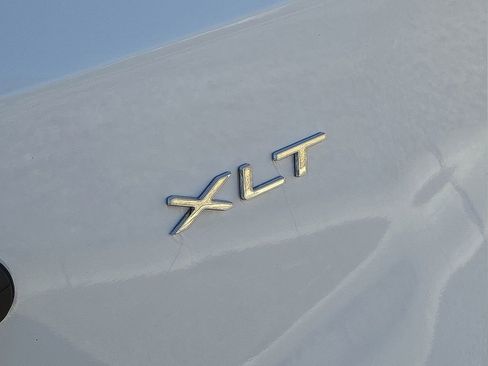 Used 2023 Ford Transit 350 XLT image 14