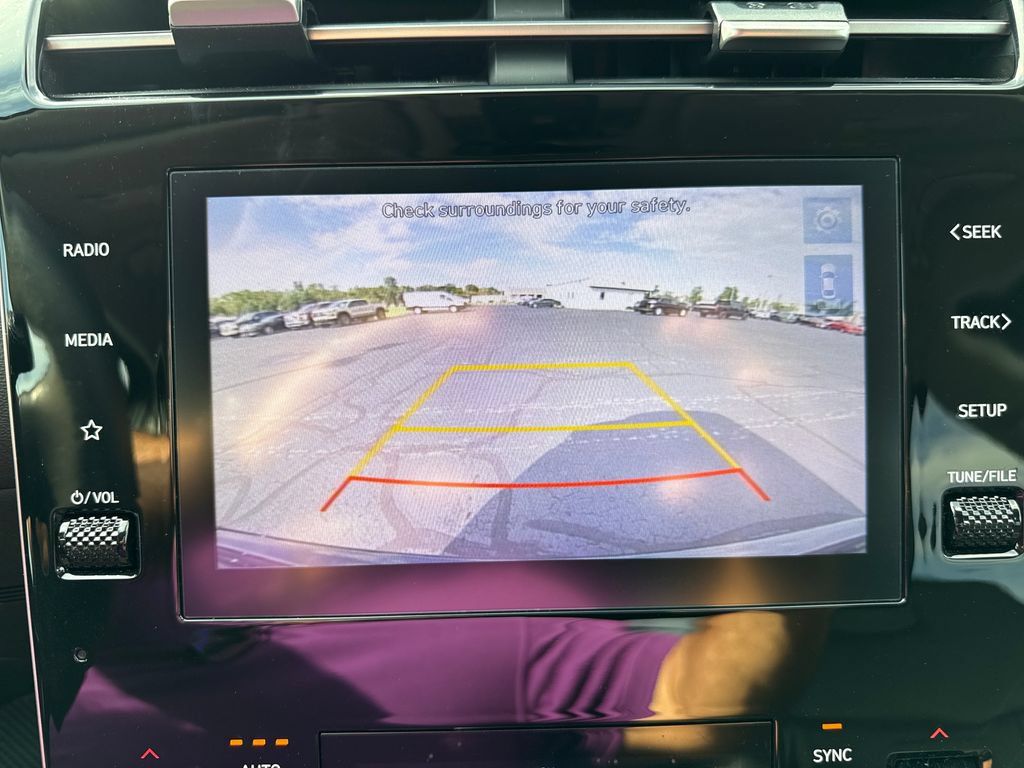 Used 2023 Hyundai Tucson SEL AWD/4WD image 16