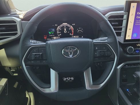 Used 2025 Toyota Tundra Platinum w/ TRD Off-Road Package AWD/4WD image 19