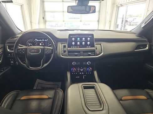 Used 2021 GMC Yukon XL AT4 w/ AT4 Premium Plus Package AWD/4WD image 12