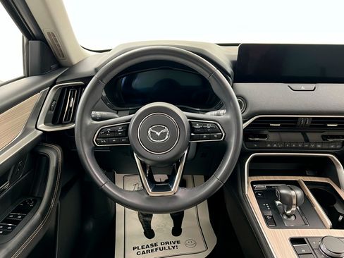 Used 2025 MAZDA CX-70 Plug-In Hybrid w/ Premium Pkg image 13