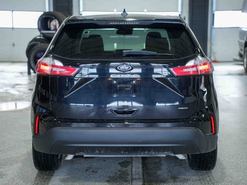 Used 2022 Ford Edge SE image 6