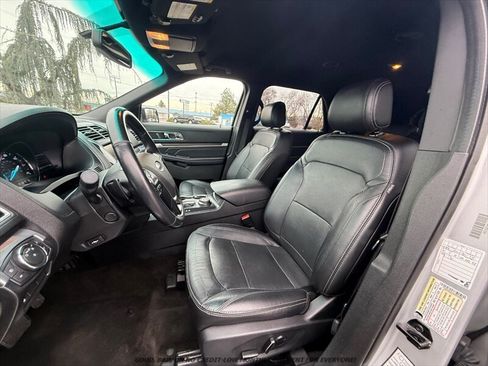 Used 2016 Ford Explorer Limited AWD/4WD image 12