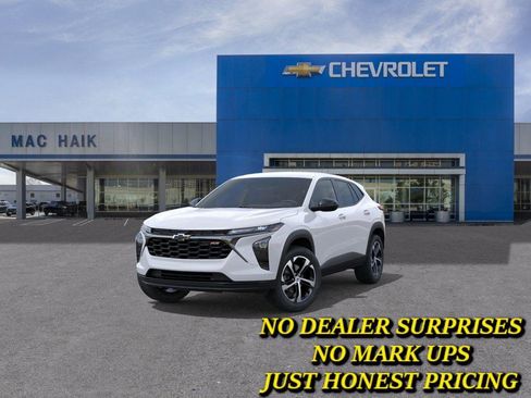 New 2026 Chevrolet Trax RS FWD image 8