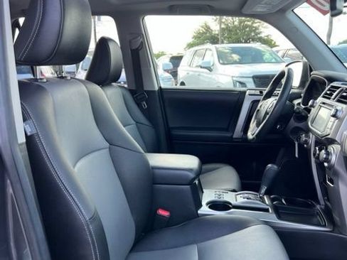 Used 2015 Toyota 4Runner SR5 Premium RWD image 14