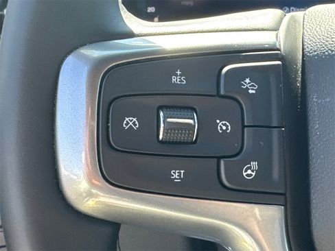 Certified 2025 Chevrolet Silverado 1500 LT image 25