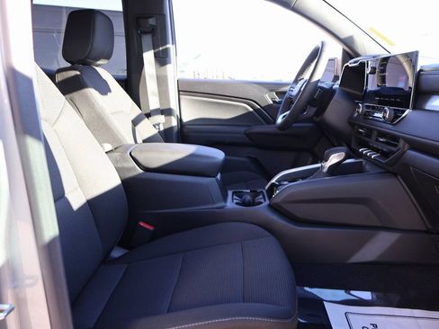 Used 2026 Chevrolet Colorado LT w/ Advanced Trailering Package image 9