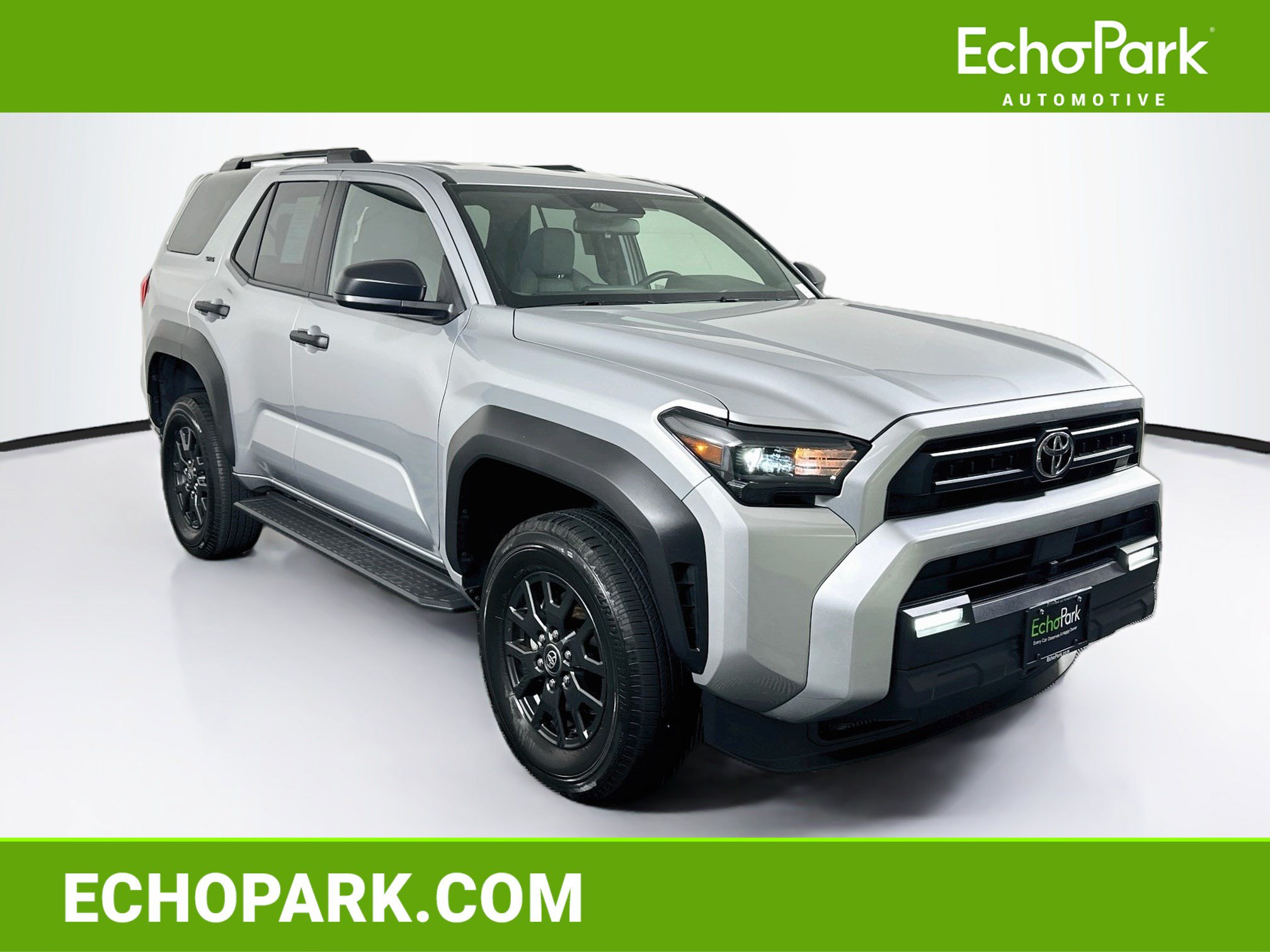 Used 2025 Toyota 4Runner SR5 AWD/4WD image 1