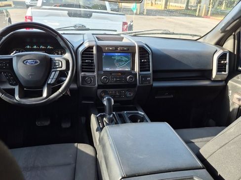 Used 2019 Ford F150 XLT w/ Equipment Group 302A Luxury AWD/4WD image 8