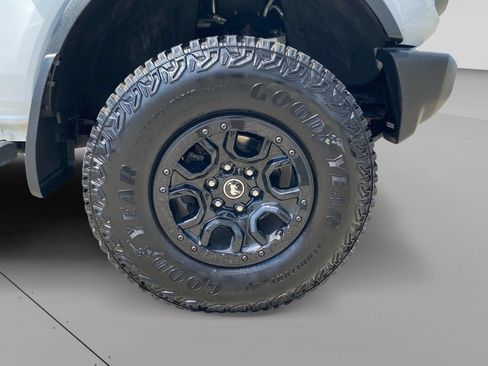 Used 2023 Ford Bronco Big Bend AWD/4WD image 9