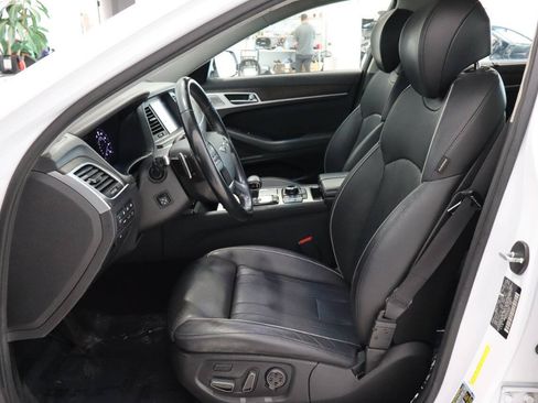 Used 2018 Genesis G80 3.8 w/ Option Group 03 RWD image 15