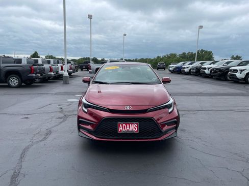 Certified 2025 Toyota Corolla SE image 2