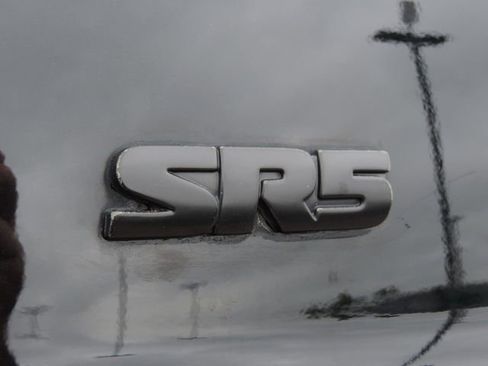 Used 2019 Toyota Tundra SR5 image 17