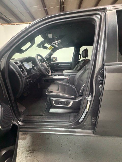 Used 2026 RAM 1500 Laramie AWD/4WD image 13
