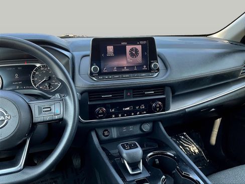 Certified 2024 Nissan Rogue SV FWD image 12