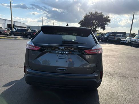 Used 2024 Ford Edge SE AWD/4WD image 8