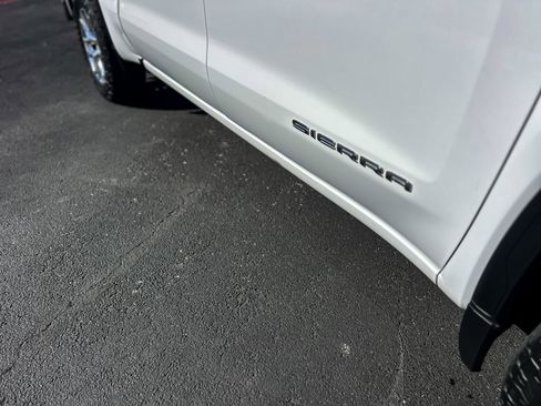 Used 2020 GMC Sierra 1500 SLT w/ SLT Premium Package image 12