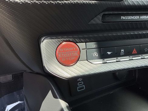 Used 2025 Ford Mustang Coupe RWD image 24