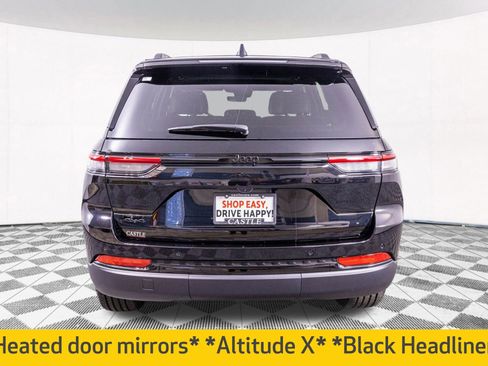 New 2025 Jeep Grand Cherokee Altitude image 11