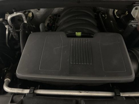 Used 2019 Chevrolet Silverado 1500 LTZ w/ LTZ Plus Package AWD/4WD image 30