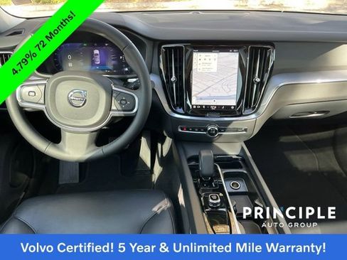 Certified 2025 Volvo S60 B5 Core image 28