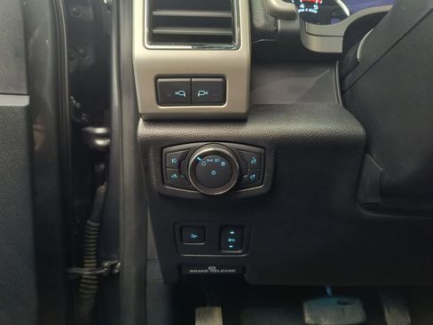 Used 2019 Ford F350 Lariat w/ Lariat Ultimate Package image 14