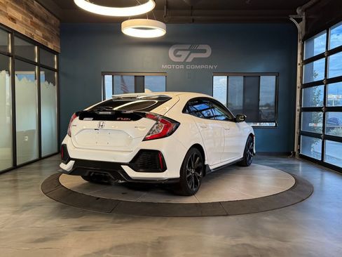Used 2018 Honda Civic Sport image 3