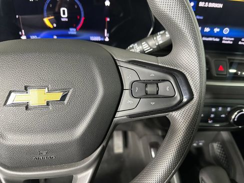 Used 2026 Chevrolet TrailBlazer LS w/ LS Convenience Package FWD image 14