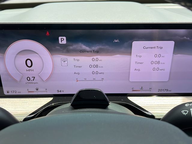 Certified 2025 Genesis GV80 2.5T Select AWD/4WD image 24