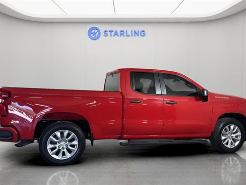 Used 2021 Chevrolet Silverado 1500 Custom image 10