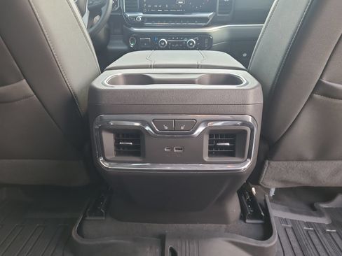 Used 2024 GMC Sierra 1500 SLT w/ SLT Premium Plus Package AWD/4WD image 19
