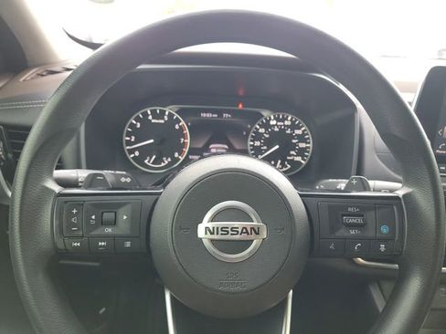 Used 2021 Nissan Rogue SV image 21