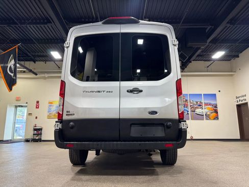 Used 2019 Ford Transit 250 148 Medium Roof image 21