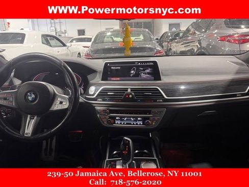 Used 2020 BMW 740i w/ M Sport Package image 17