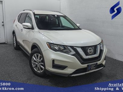 Used 2017 Nissan Rogue SV