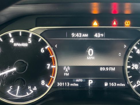 Used 2022 Nissan Rogue SV image 25