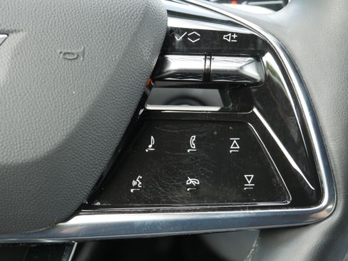 Used 2024 Cadillac Lyriq Luxury AWD/4WD image 26