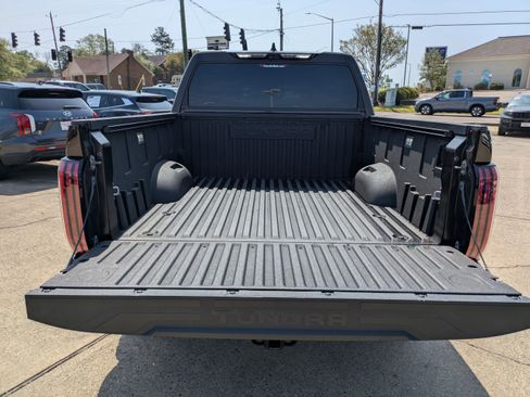 Used 2024 Toyota Tundra Limited image 7