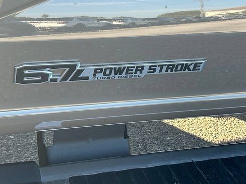 New 2026 Ford F250 XLT w/ XLT Premium Package AWD/4WD image 16